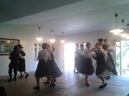 ACTUACION GRUPO MUNICIPAL DE DANZAS
